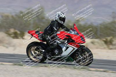 media/Dec-01-2025-Moto Forza (Mon) [[2daa91e15f]]/3-Beginner Group/Session 2 (Turn 7 Inside Pans)/